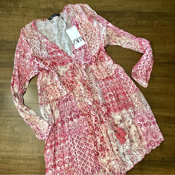 PATCHWORK PRINT MINI DRESS - Picture 6 of 15